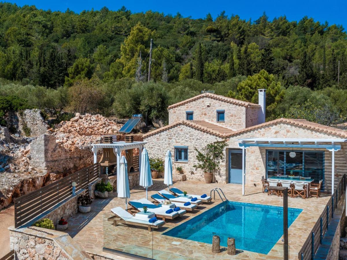 Villa Daniela - Private Pool And Serene Location, By Zantewize Koríthion Zewnętrze zdjęcie